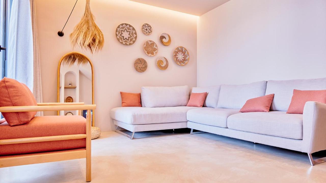 Azar Luxury Suites Vlorë Екстериор снимка
