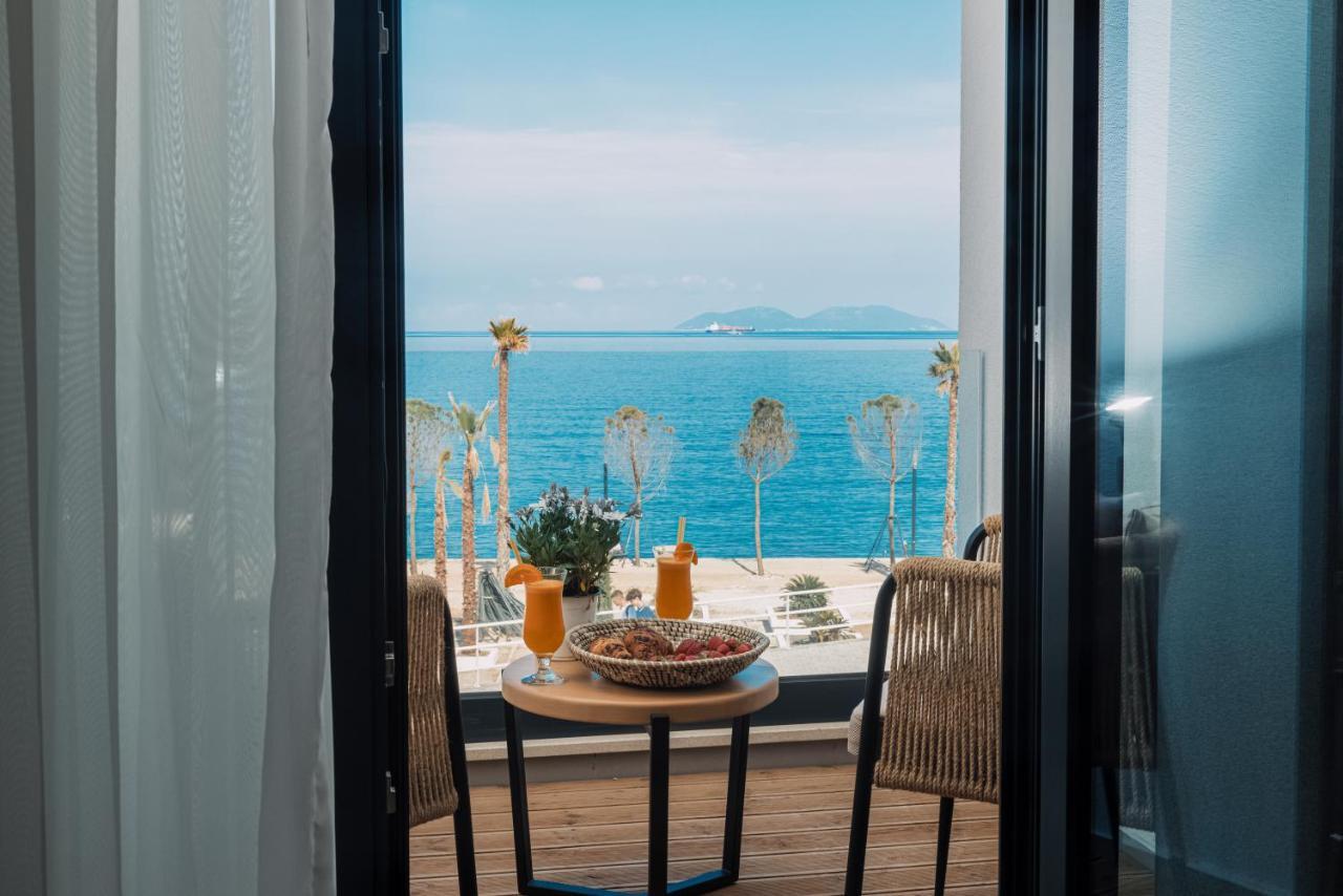 Azar Luxury Suites Vlorë Екстериор снимка