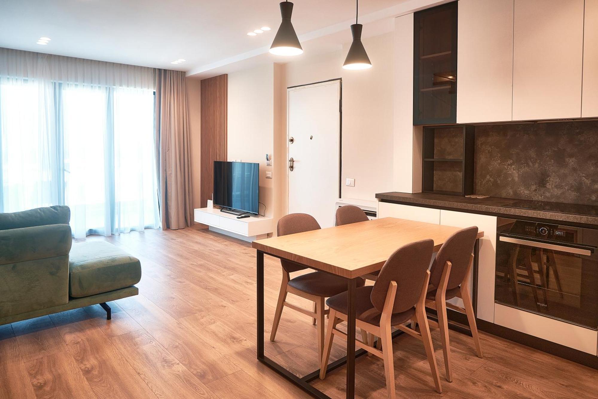 Azar Luxury Suites Vlorë Екстериор снимка