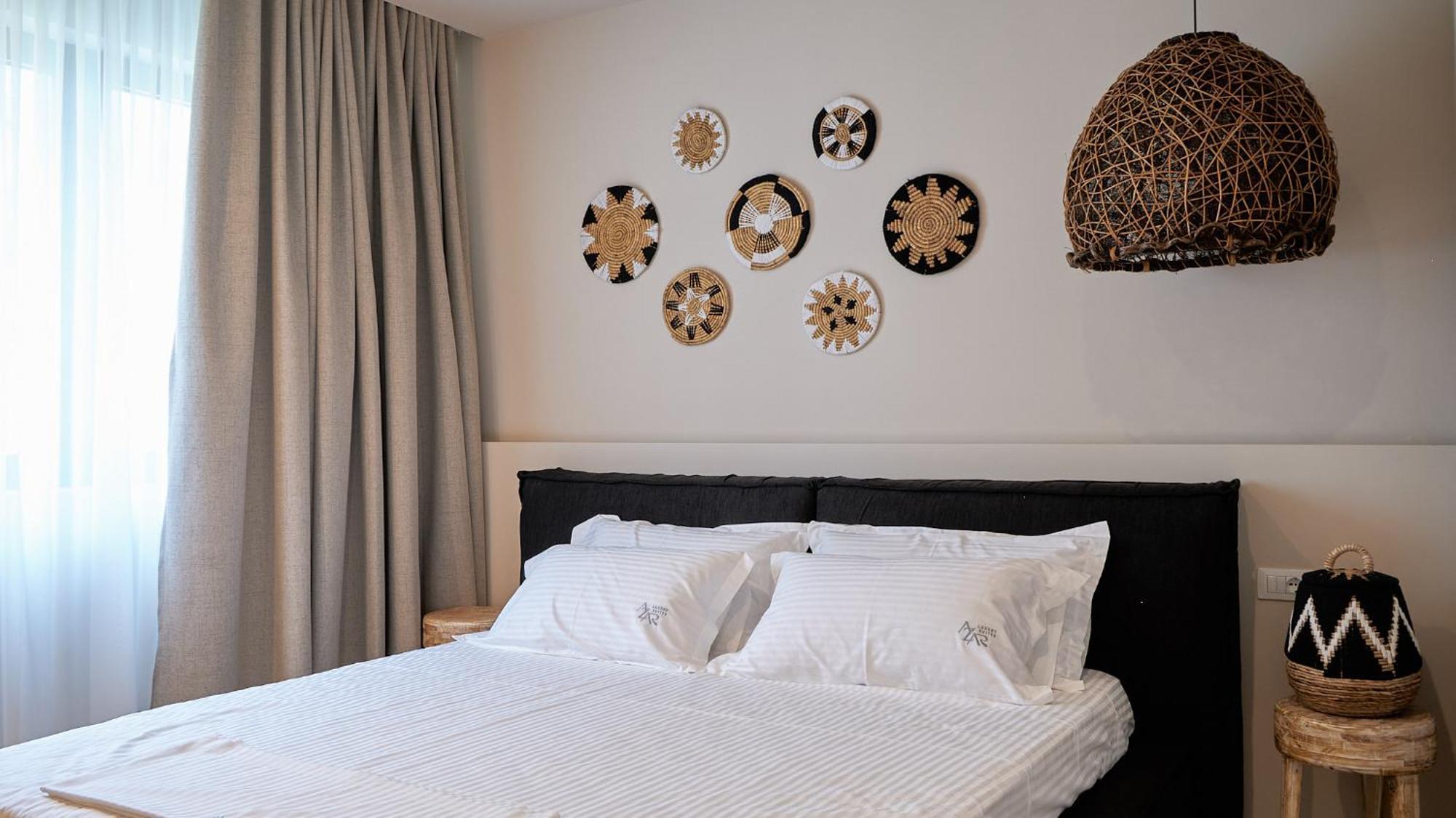 Azar Luxury Suites Vlorë Екстериор снимка