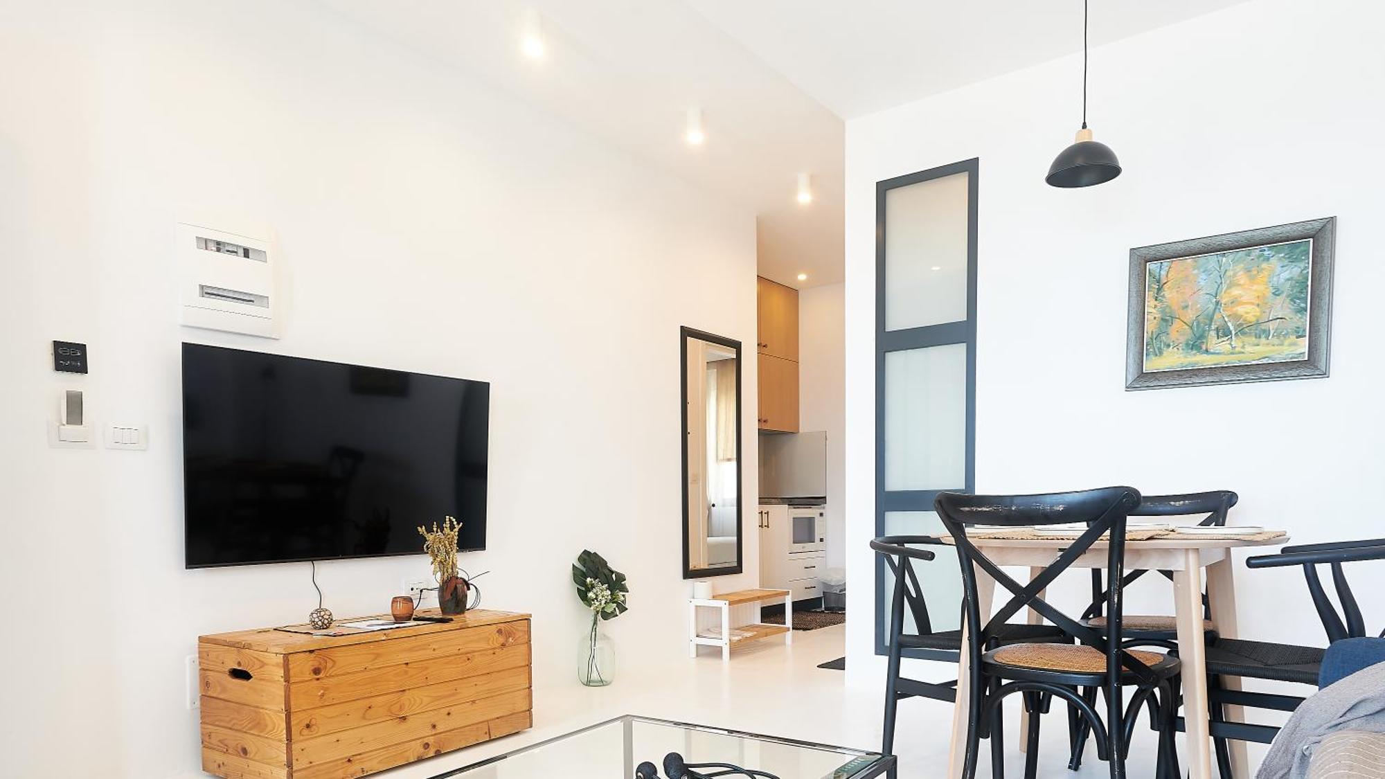 Azar Luxury Suites Vlorë Стая снимка