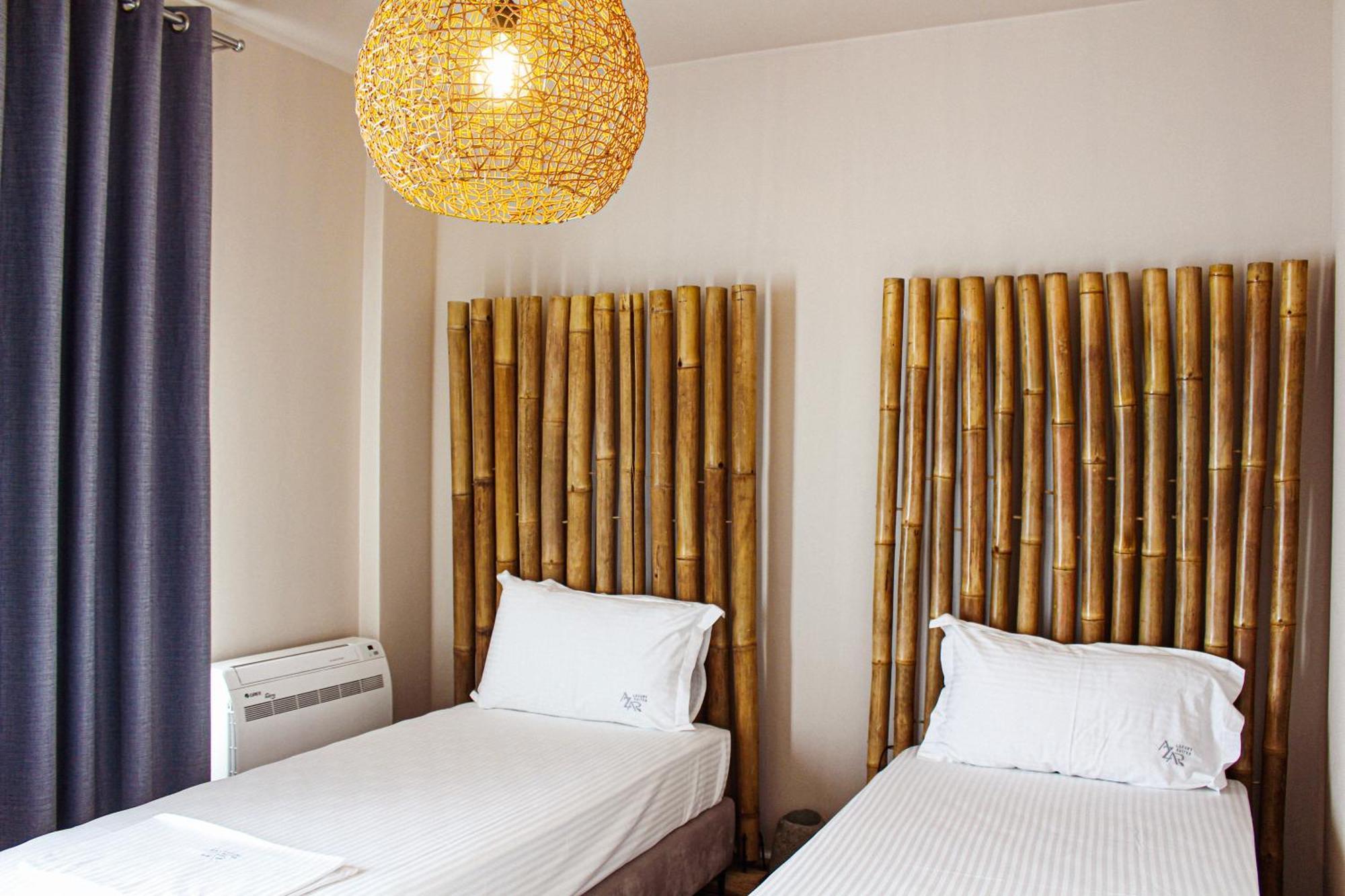 Azar Luxury Suites Vlorë Екстериор снимка